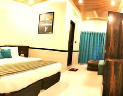Hotel Saraswati Oda Manzaraları