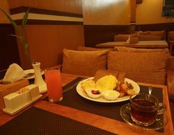Hotel Satkar Pvt. Ltd Kahvaltı