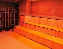 Sauna & Capsule Hotel Hollywood - Caters to Men Spa