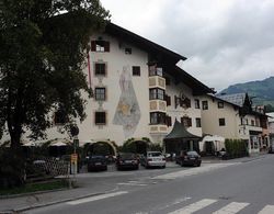 Schwarzer Adler Hotel Genel