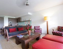 Sea Temple Palm Cove 2 Bedroom Luxury Apartment Oda Düzeni
