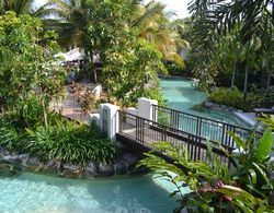 Sea Temple Port Douglas Luxury Penthouses - Swim Outs & Spa Apartments Dış Mekan