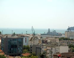 Sea view apartment in the city heart Dış Mekan