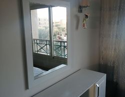Sea view apartment with private beach İç Mekan