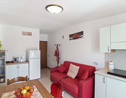 Sea-view Apartment in Alba Adriatica With Private Terrace Oda Düzeni