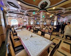 Hotel Sea World Cox's Bazar Yerinde Yemek