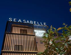 Seasabelle Hotel near Athens Airport Dış Mekan