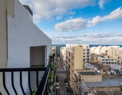 Seashells 2 Bedroom Apartment by Getaways Malta Oda Manzaraları