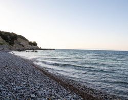 Seaside House w Amazing View in Karaburun Izmir Oda