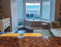 Seaview Paradise 1-bed Apartment Barmouth Oda Manzaraları