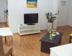 SEEGER Living - Apartments am Karlstor Genel