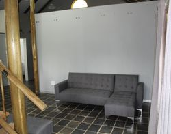 Self-catered Loft Apartment With Pool İç Mekan