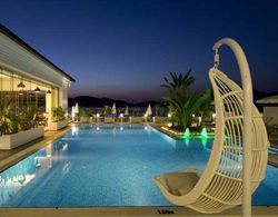 Selimiye Big Poseidon Boutique Hotel Yacht Club Havuz