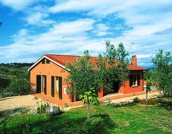 Semi-detached House in Traditional Agriturismo With Clear View of the Chianti Dış Mekan