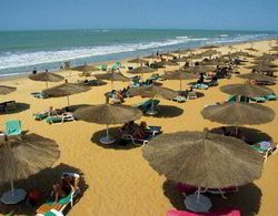 Senegambia Beach Hotel Plaj