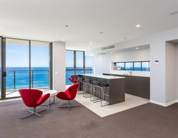 Serain Residences On Surfers Private Apartments Genel
