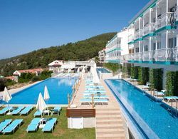 Sertil Deluxe Hotel Havuz