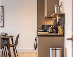 Seven Living Ashford - 2BR Luxury Apartments Oda