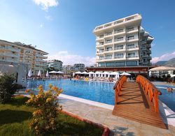 Sey Beach Hotel & Spa Havuz