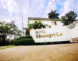 Shangri-la Hotel Uganda Dış Mekan