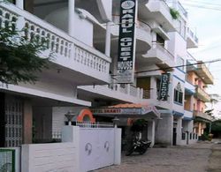 Hotel Shanti Dış Mekan