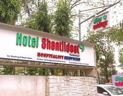 Hotel Shantidoot Dış Mekan