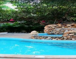 Shantie Shakthi Vagator Resort with Swimming Pool Dış Mekan