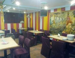 Sheelas Guest House & Restaurant Yerinde Yemek