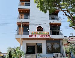 Hotel Sheetal Dış Mekan