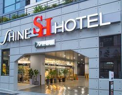 Shine Hotel Dış Mekan