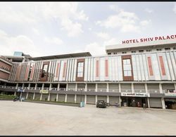 Hotel Shiv Palace Dış Mekan
