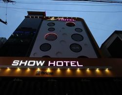 Show Hotel Dış Mekan