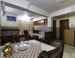 Siddhartha Hotel Sundhara Yerinde Yemek