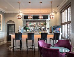 Sidney London-Victoria Bar