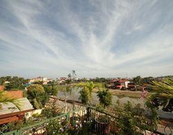 Siem Reap Riverside Genel