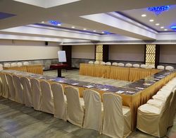 Silver Cloud Hotel & Banquets Ahmedabad Genel