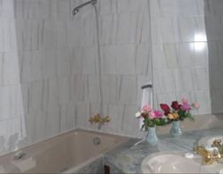 Single Room With Private Bathroom Downtown Marrakech Banyo Özellikleri
