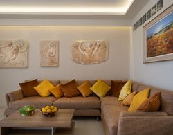 Sirena Tolo Luxury Apartment İç Mekan