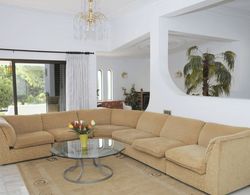 Situated in a Superb Position, in The Old Village Area İç Mekan