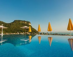 Sky Pool Hotel Sole Garda Öne Çıkan Resim