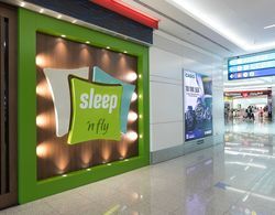 Sleep ’n Fly Sleep Lounge, Dubai International Airport (DXB), A Gates - Terminal 3 Transit Area Dış Mekan