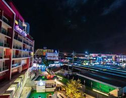 Sleep with Me Hotel Design Hotel at Patong Genel