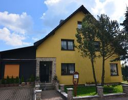 Small and Cozy Apartment in Frauenwald near Forest Dış Mekan