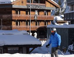 Snow Lodge Hotel Courchevel 1850 Dış Mekan