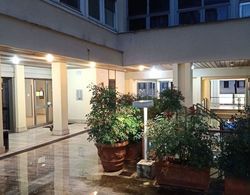 Snug Apartment in Roma near San Giovanni Train Station Dış Mekan