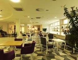Socializing Hotel Mirna - Lifeclass Hotels & Spa İç Mekan