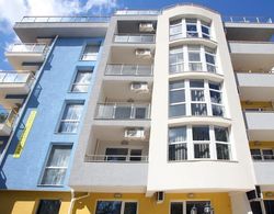 Sofia Apartments in Sunny Residence Dış Mekan
