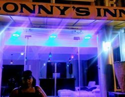 Sonnys inn and car rentals Dış Mekan