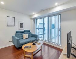 Spacious 2 Bedroom CBD Apt Oda Düzeni