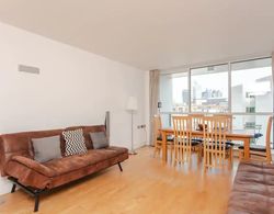 Spacious 2 Bedroom Flat on Bermondsey St Oda Düzeni